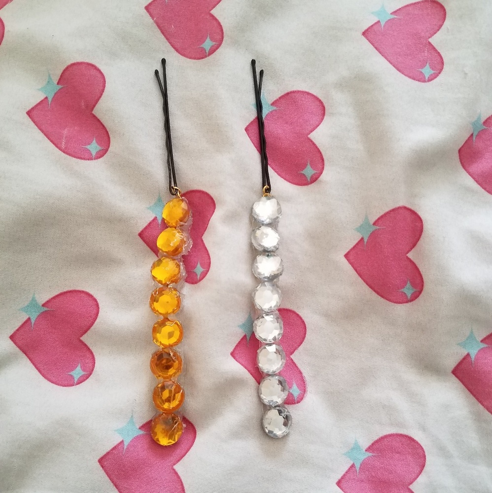 accessories and clothes